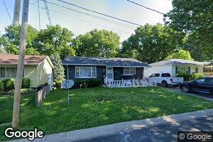 2122 Cody St, Bettendorf, IA 52722