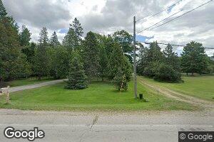 9098 Bay Shore Dr, Gladstone, MI 49837