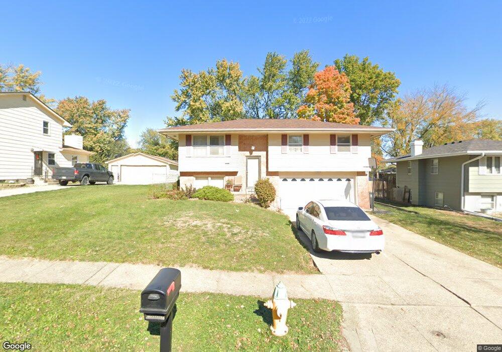 5209 Valdez Dr, Des Moines, IA 50310 - photo 1