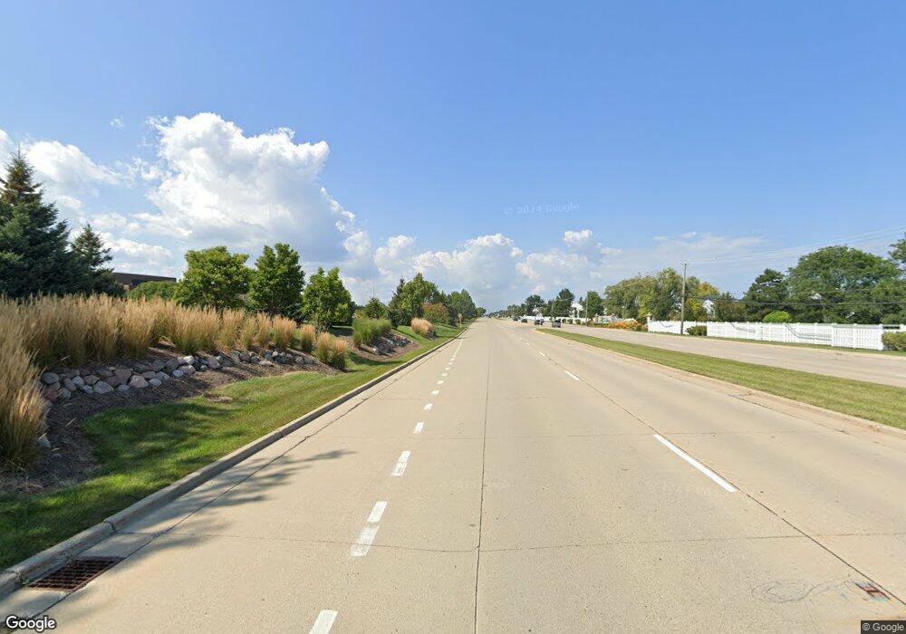 614 N Waukegan Rd, Lake Bluff, IL 60044 - photo 1