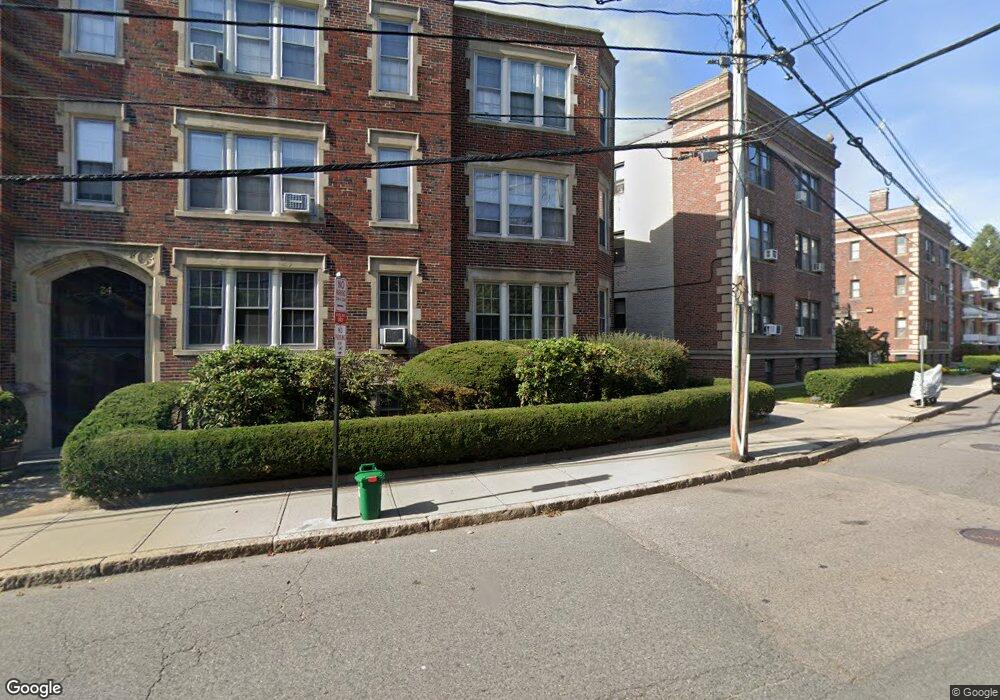 34 Park St unit 3, Brookline, MA 02446 - photo 1