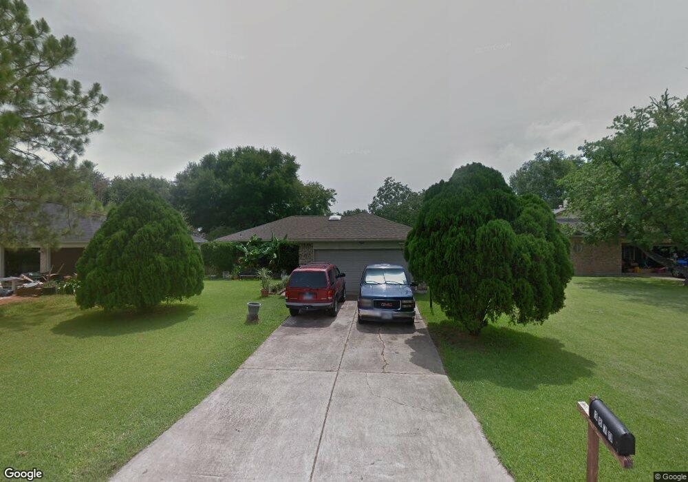 3870 Clover Dr, Alvin, TX 77511 - photo 1