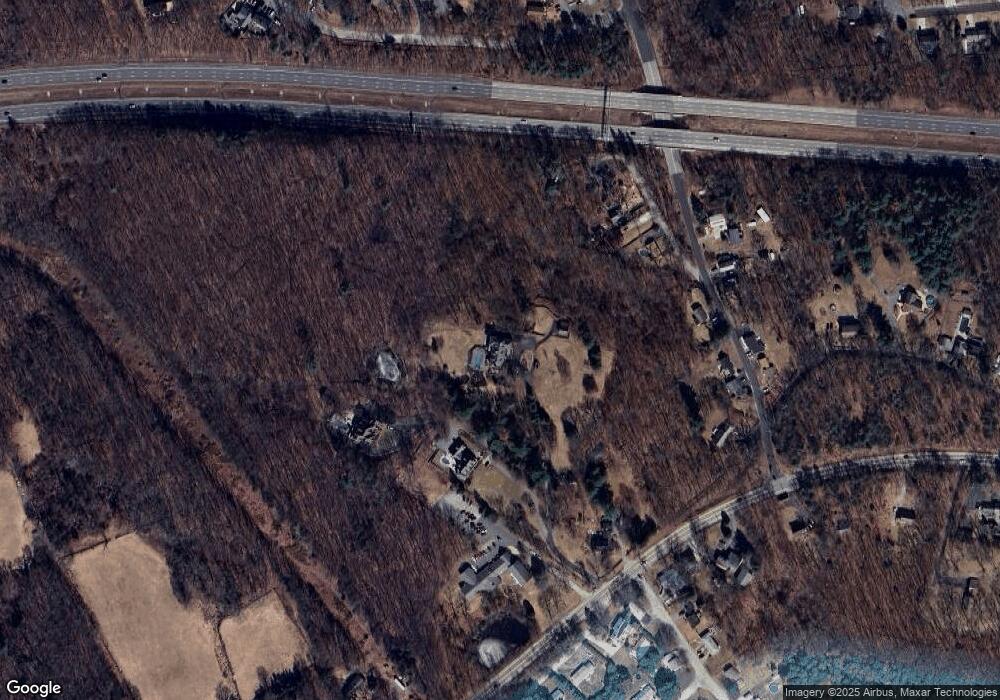 136 Angell Rd, Cumberland, RI 02864 - photo 1