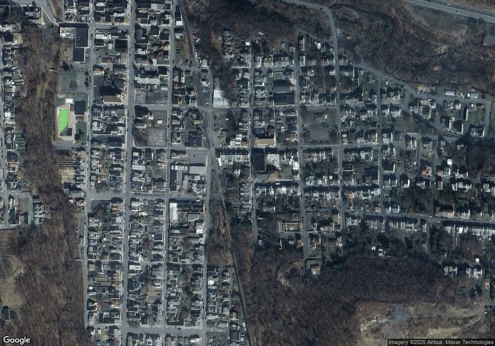 14 N Vine St unit 16, Shamokin, PA 17872 - photo 1