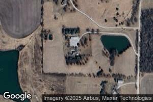 5801 N Drake Ln, Rocheport, MO 65279