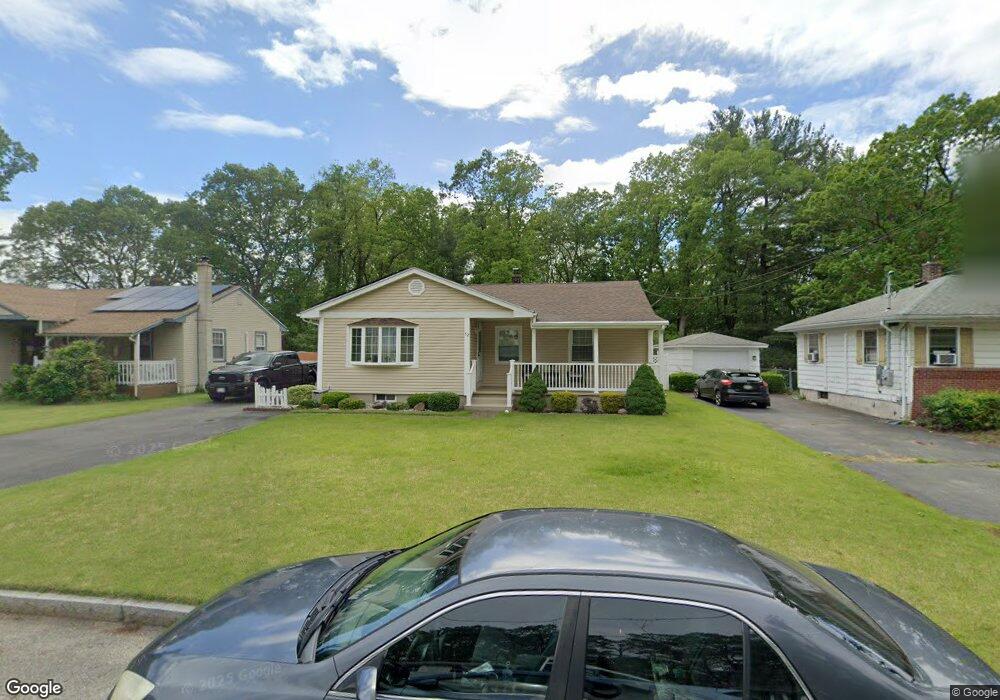 52 Delmore St, Springfield, MA 01109 - photo 1