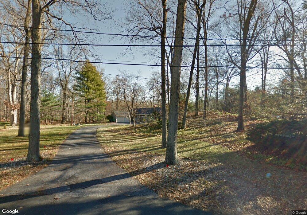 7 Pin Oak Ln, Cos Cob, CT 06807 - photo 1