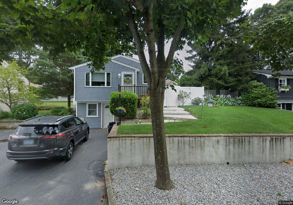 86 Versailles St, Cranston, RI 02920 - photo 1