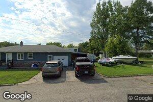 406 Riverside Dr, Lisbon, ND 58054