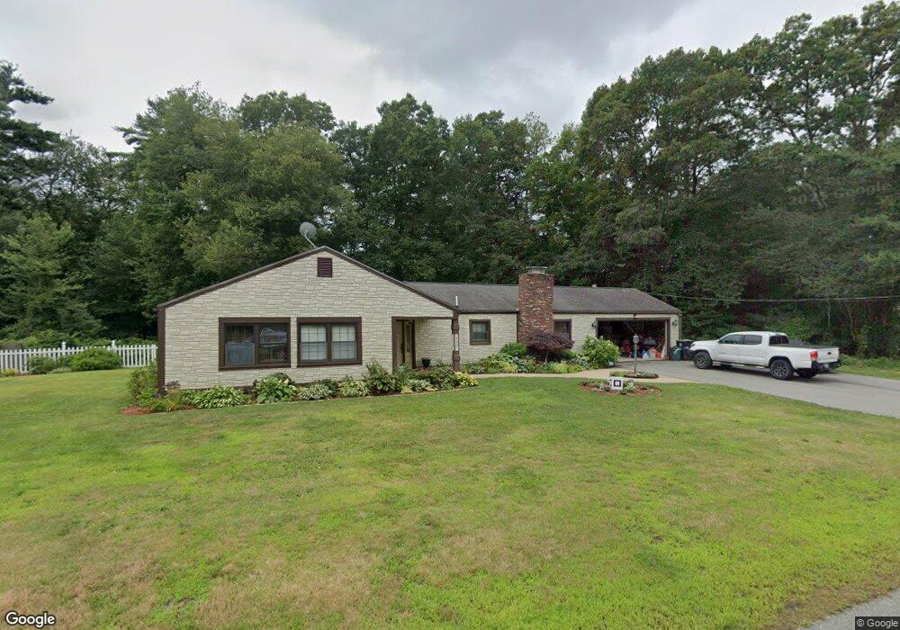 430 Gulf Rd W, South Dartmouth, MA 02748 - photo 1