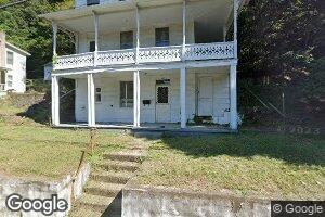 165 Mulberry Ave, Pomeroy, OH 45769