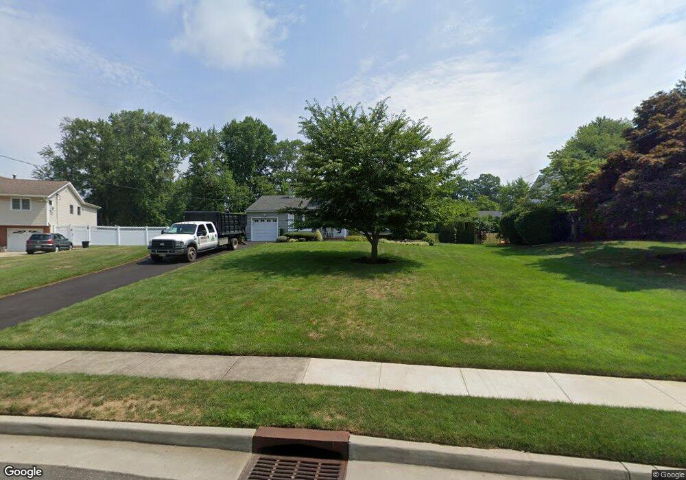 7 Heather Dr, Manalapan, NJ 07726 - photo 1