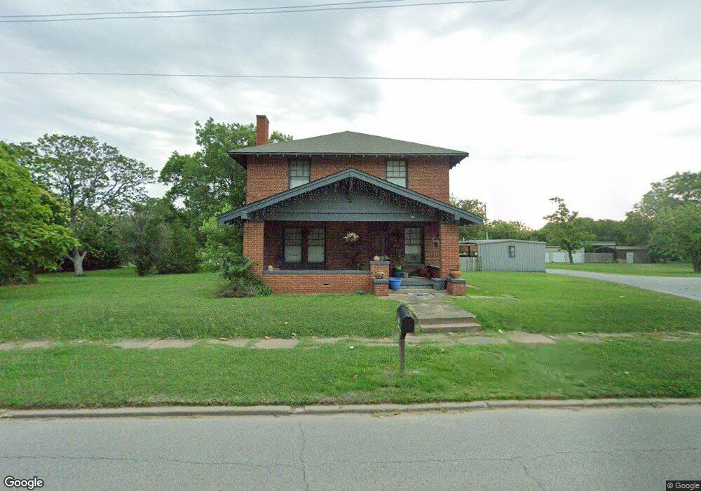 602 A St NE, Ardmore, OK 73401 - photo 1