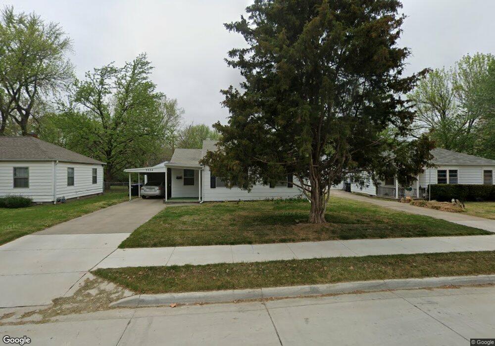 3324 SW 12th St, Topeka, KS 66604 - photo 1