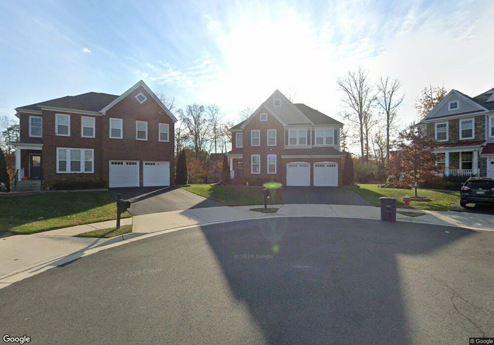 24894 Coventry Grove Ct, Chantilly, VA 20152 - photo 1
