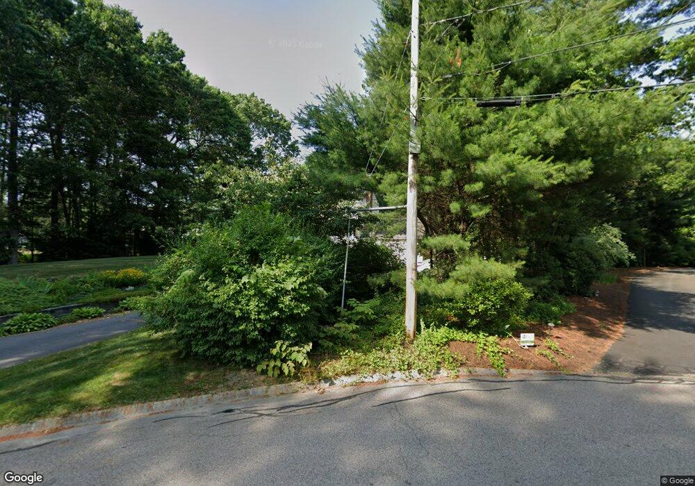 30 Fairway Dr, Bridgewater, MA 02324 - photo 1