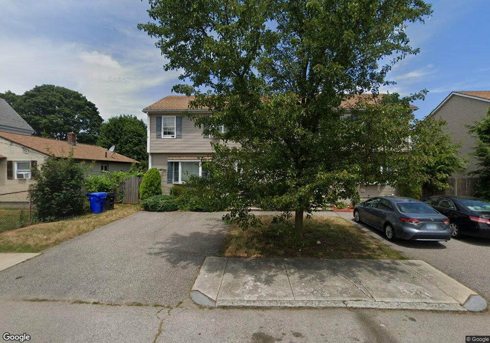 104 Hunts Ave unit 1, Pawtucket, RI 02861 - photo 1