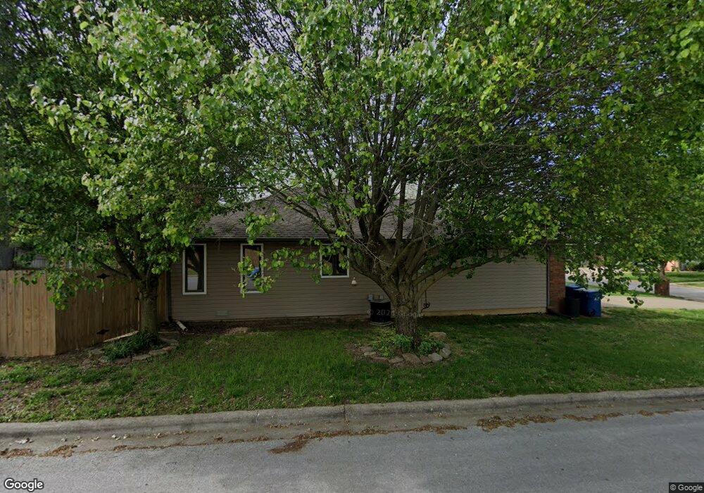 310 Meadow St, Nixa, MO 65714 - photo 1