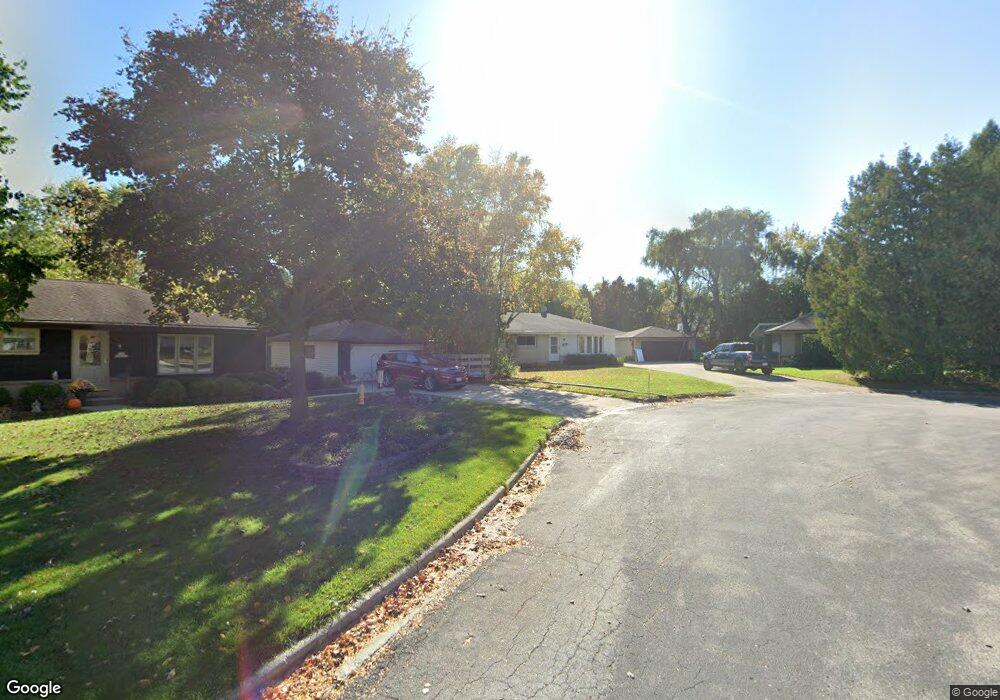 N91W16921 Laurel Ln, Menomonee Falls, WI 53051 - photo 1