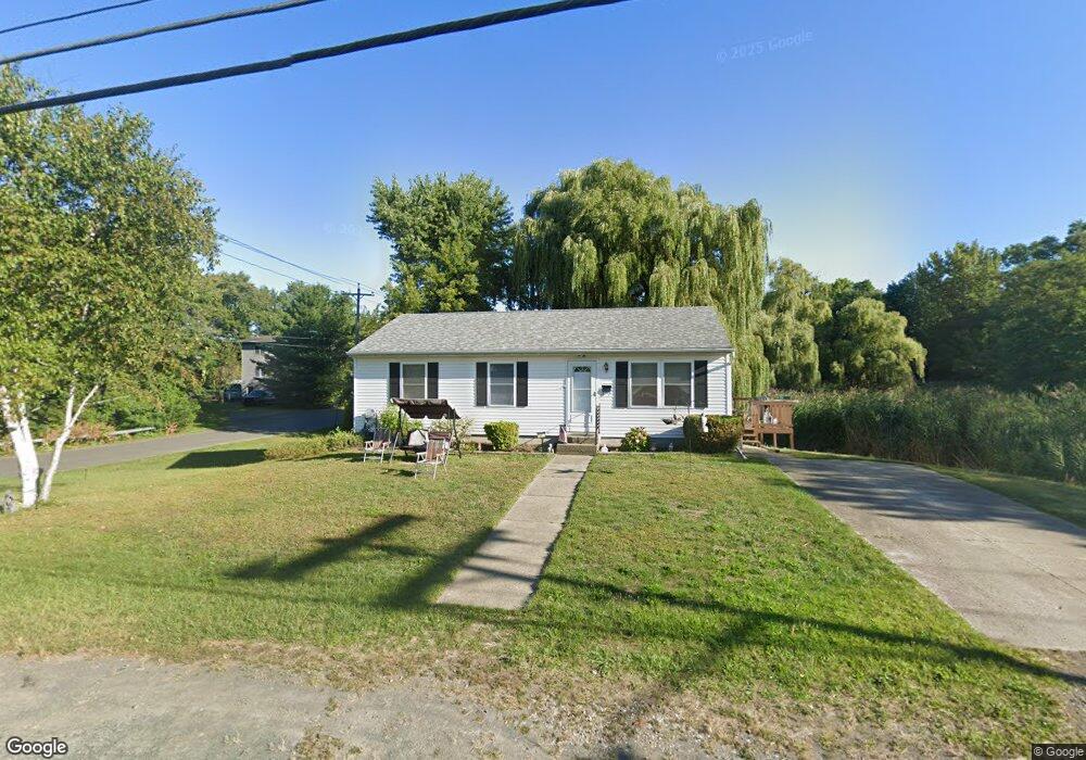 129 Hampton Ave, Rensselaer, NY 12144 - photo 1