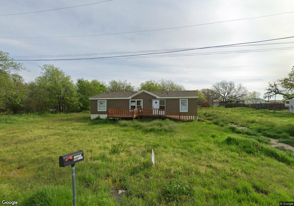 412 Pine St, Millsap, TX 76066 - photo 1