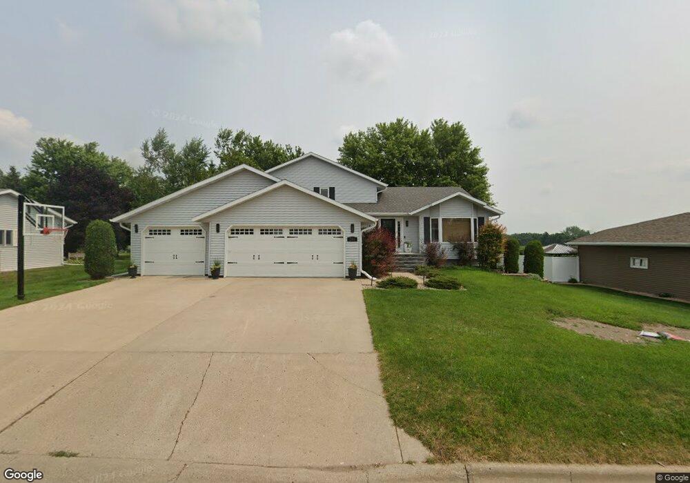 246 23rd Ave NE, Jamestown, ND 58401 - photo 1