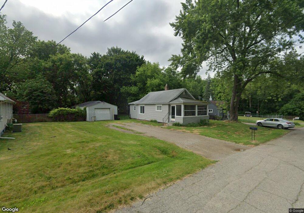 3269 Huggins Ave, Flint, MI 48506 - photo 1