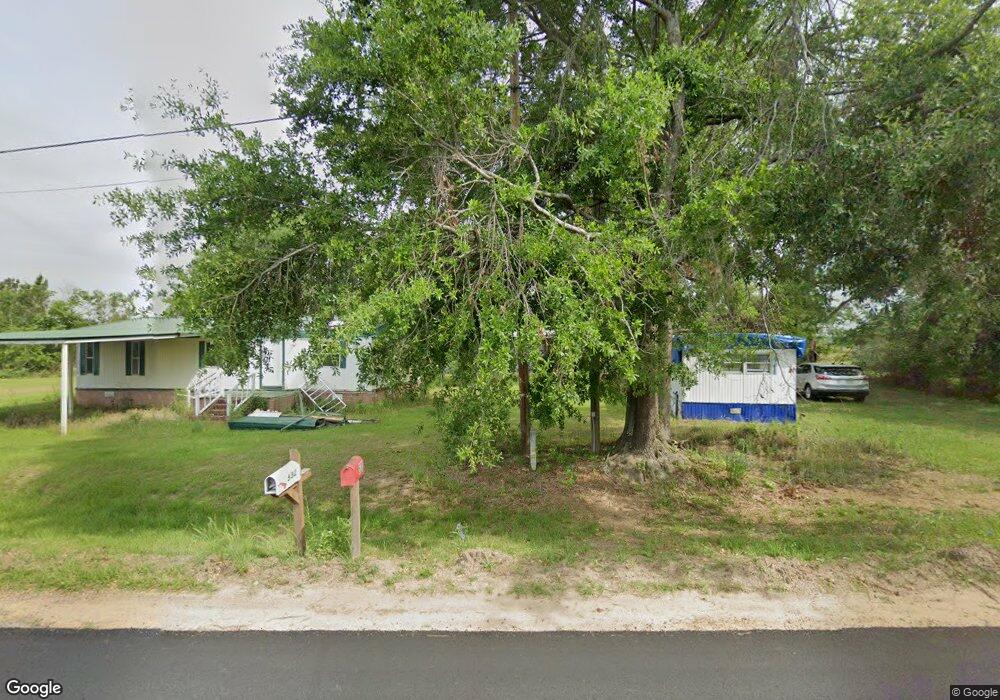 532 Ocmulgee St W, Broxton, GA 31519 - photo 1