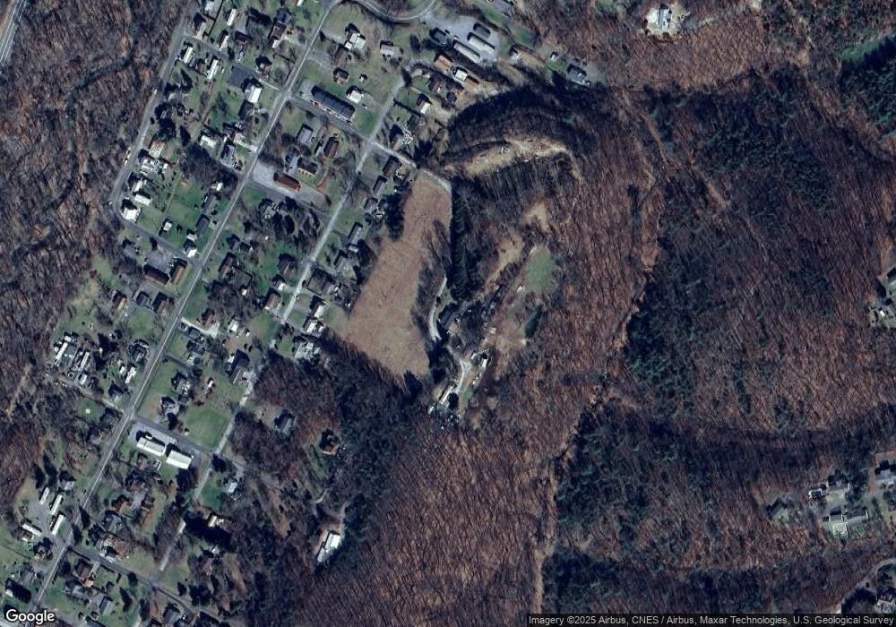 245 Truman St, Berkeley Springs, WV 25411 - photo 1