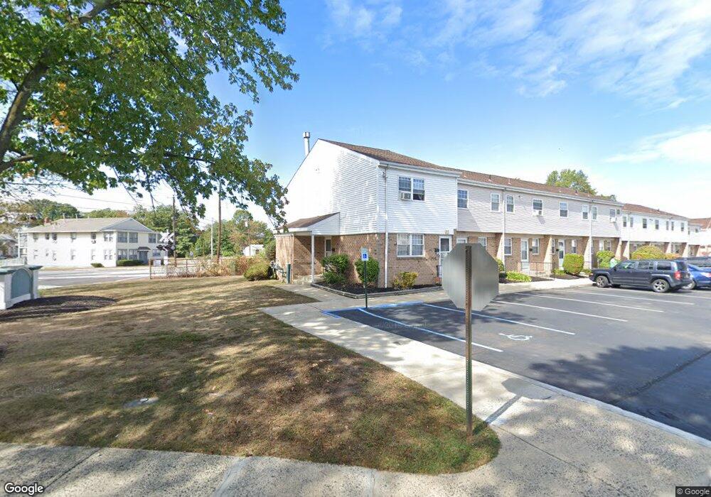 1 Helms Cove Ln, Penns Grove, NJ 08069 - photo 1