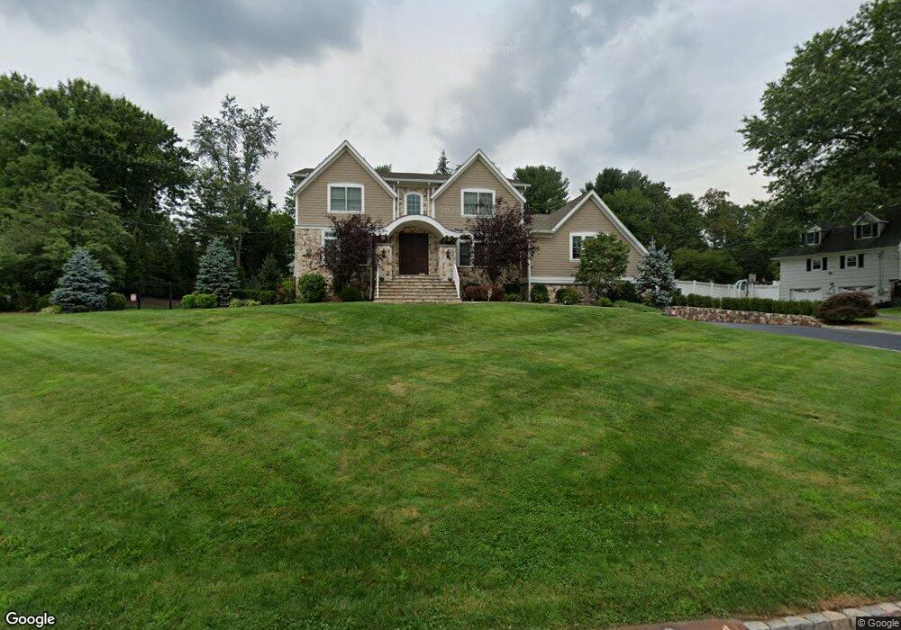 132 Rolling Hill Dr, Millington, NJ 07946 - photo 1