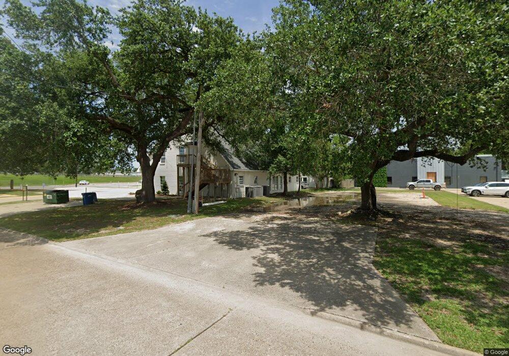 410 E College St, Lake Charles, LA 70605 - photo 1