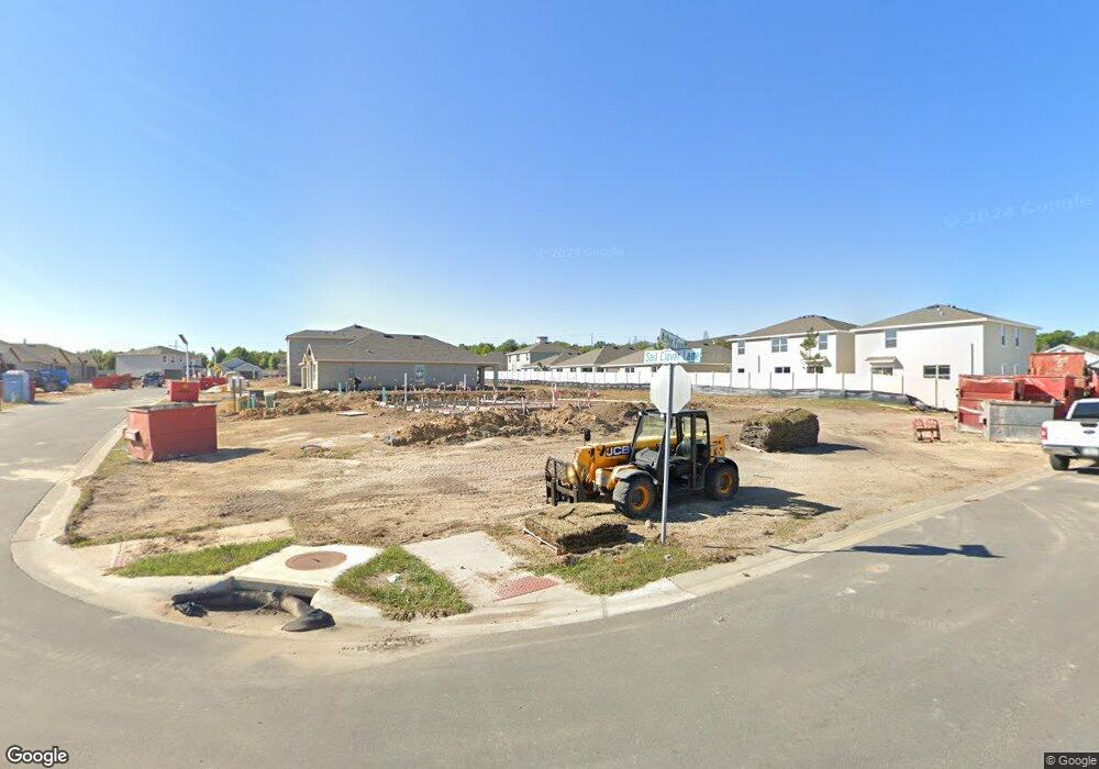 7408 Sail Clover Ln, Zephyrhills, FL 33540 - photo 1