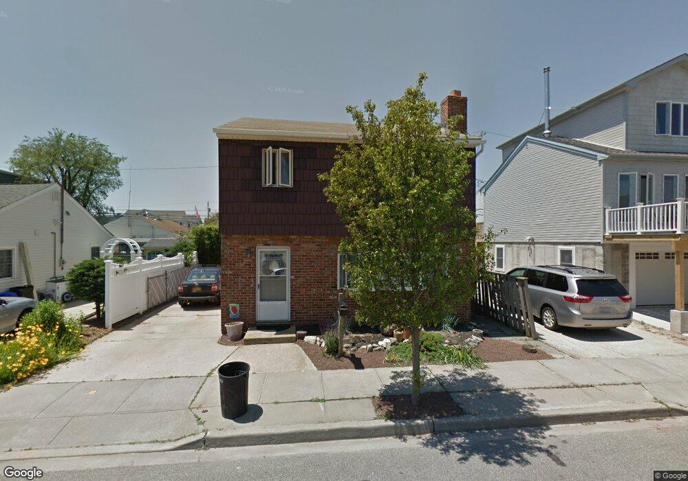 65 Curley St, Long Beach, NY 11561 - photo 1