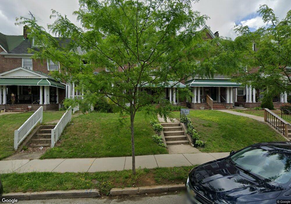 614 Wildwood Pkwy, Baltimore, MD 21229 - photo 1