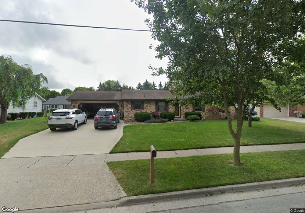 363 Churchgrove Rd, Frankenmuth, MI 48734 - photo 1