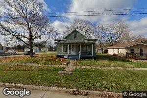 518 S Stone St, Sigourney, IA 52591