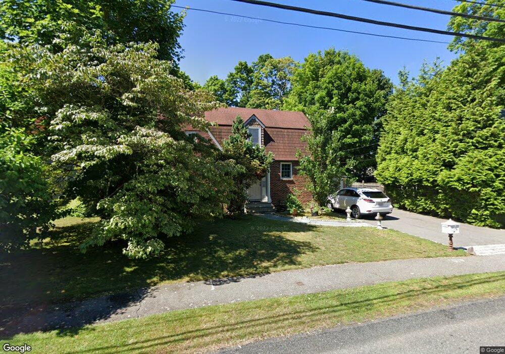 19 Burnside Rd, Needham Heights, MA 02494 - photo 1