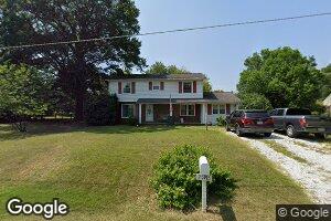 7511 Tyndall Dr, Gloucester Point, VA 23062
