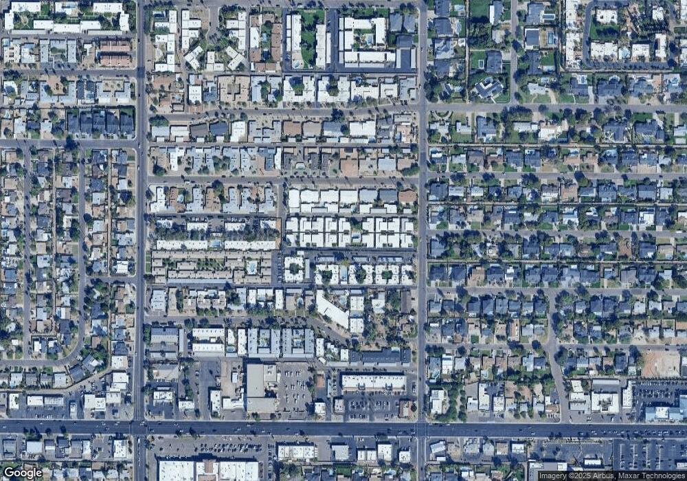 4212 N 38th St unit B, Phoenix, AZ 85018 - photo 1