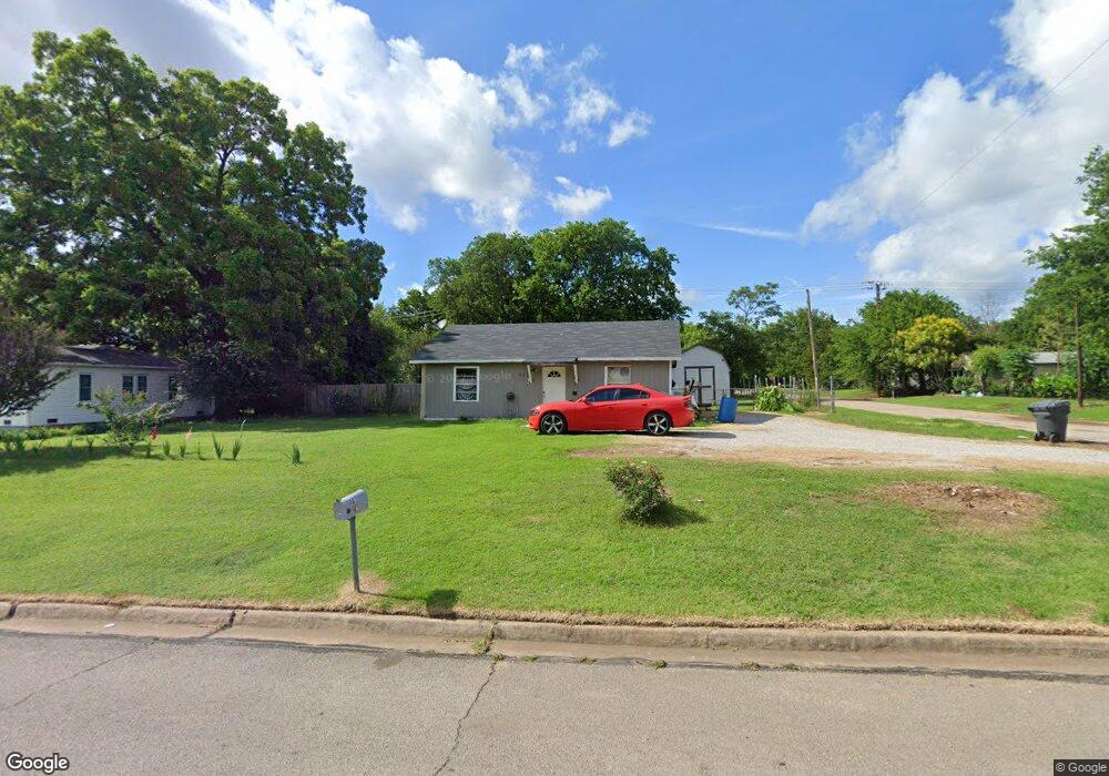 927 4th Ave NE, Ardmore, OK 73401 - photo 1