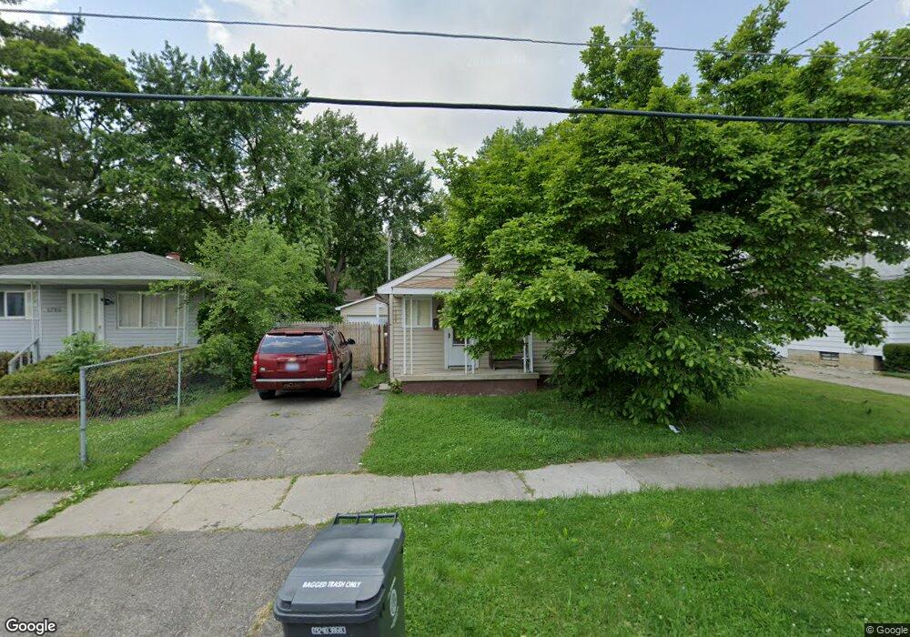 1708 Knapp Ave, Flint, MI 48503 - photo 1