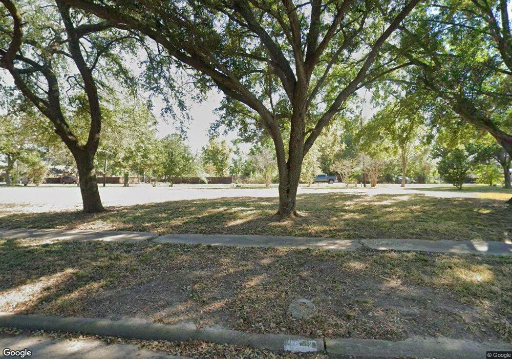 8207 Shady Arbor Ln, Houston, TX 77040 - photo 1