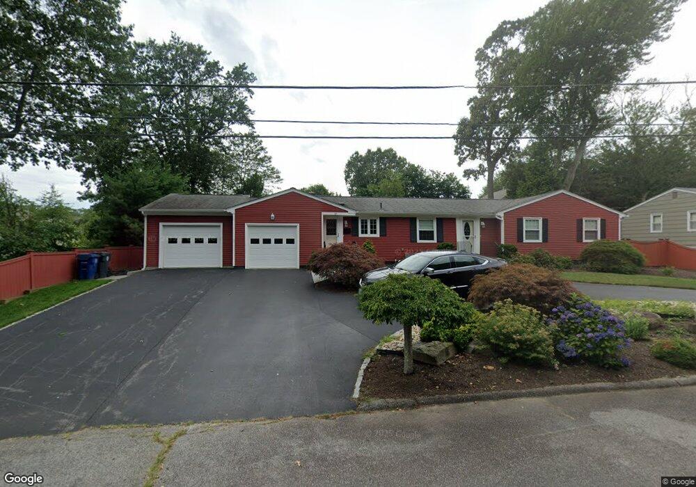 65 Ewing Ct, Warwick, RI 02889 - photo 1
