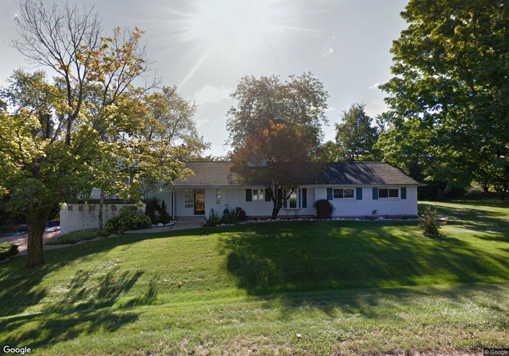 3255 Chickering Ln, Bloomfield Hills, MI 48302 - photo 1