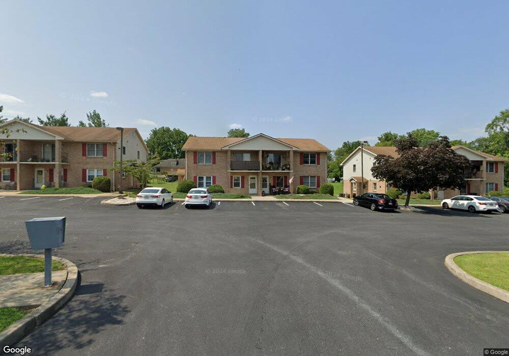 683 Victoria Ct, Easton, PA 18045 - photo 1