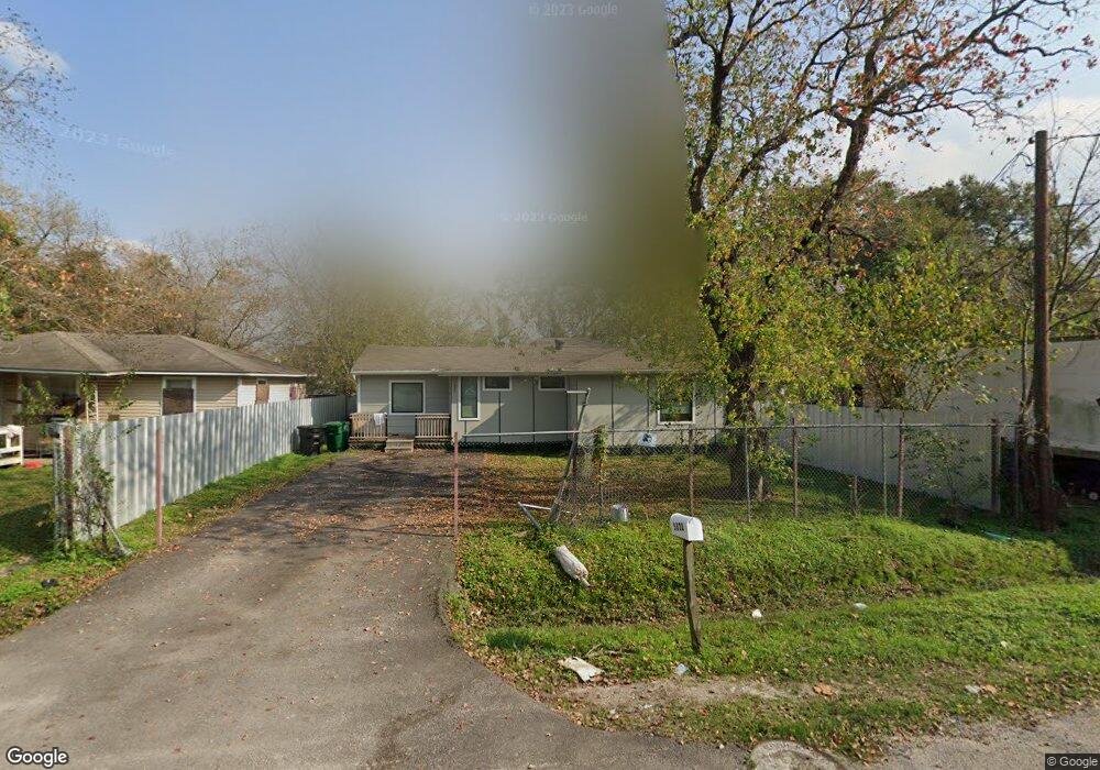 5822 Phillips St, Houston, TX 77091 - photo 1