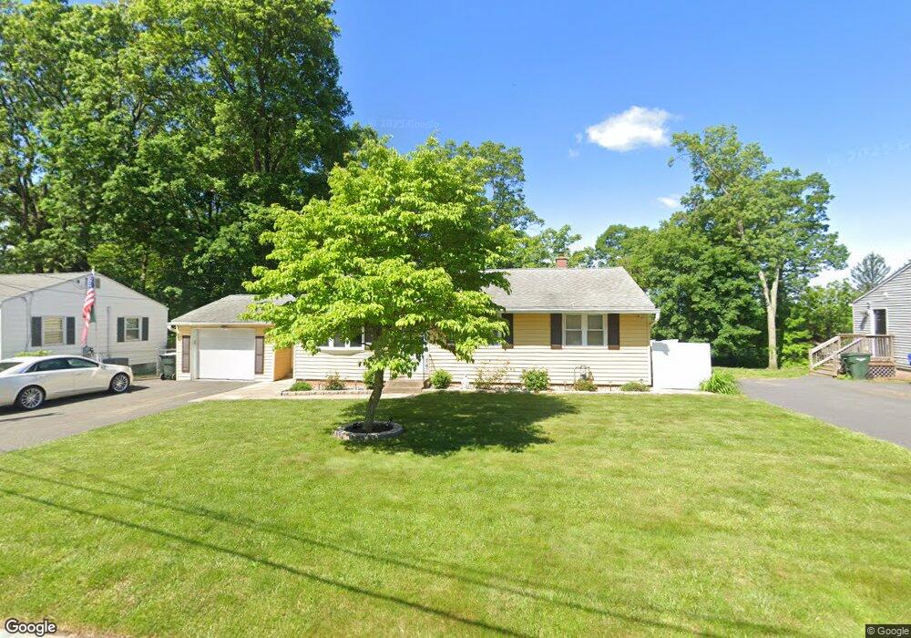 272 W Allen Ridge Rd, Springfield, MA 01118 - photo 1