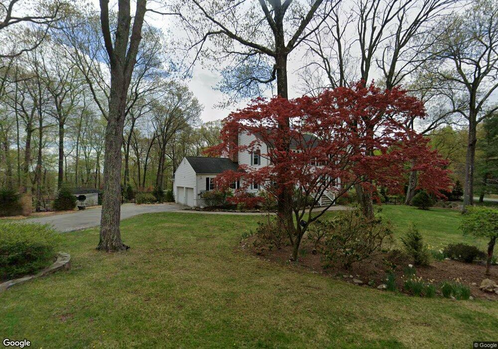 3 Quaker Hill Ct E, Croton On Hudson, NY 10520 - photo 1
