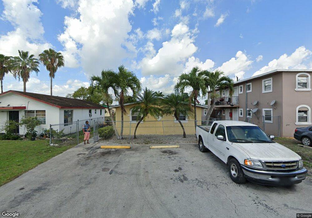 668 SW 4th St unit 1, Belle Glade, FL 33430 - photo 1